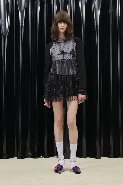 Look 13